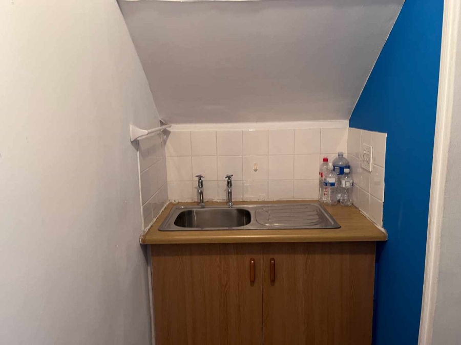 To Let commercial Property for Rent in Pinelands Western Cape